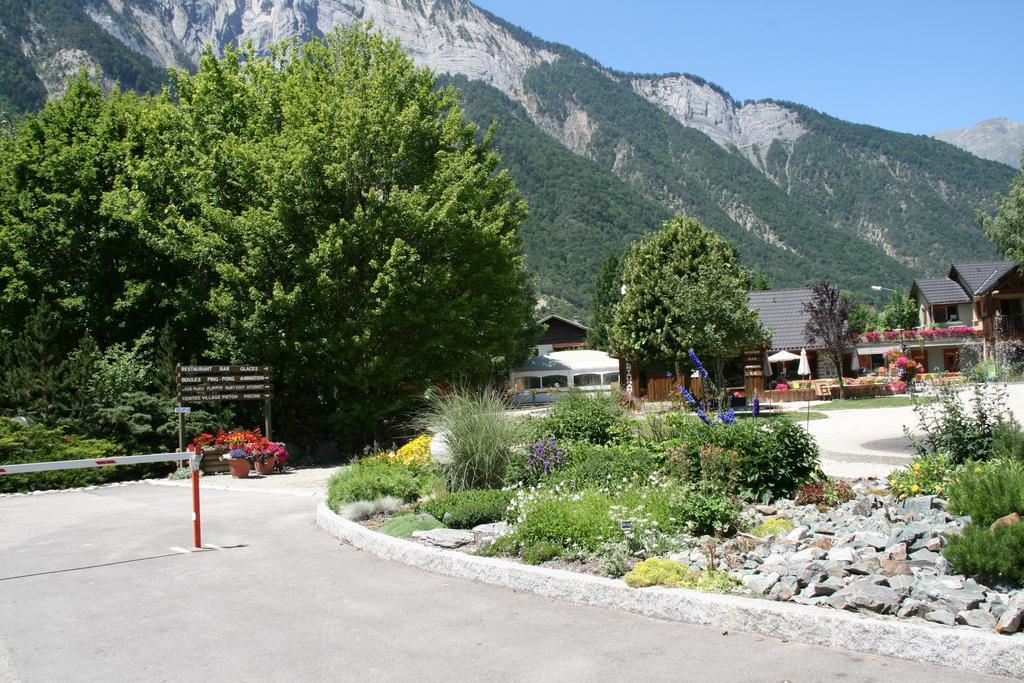 Camping Le Colporteur 호텔 Le Bourg-dʼOisans 외부 사진